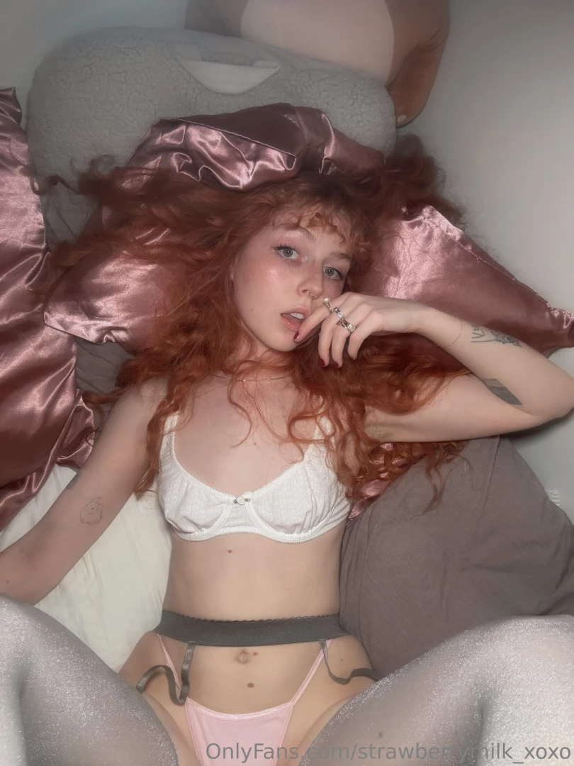 Imagine being on top of me and this is what you see 