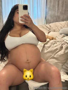 Pregnant craving bbc and i only lasted 9 minutes getting my pussy