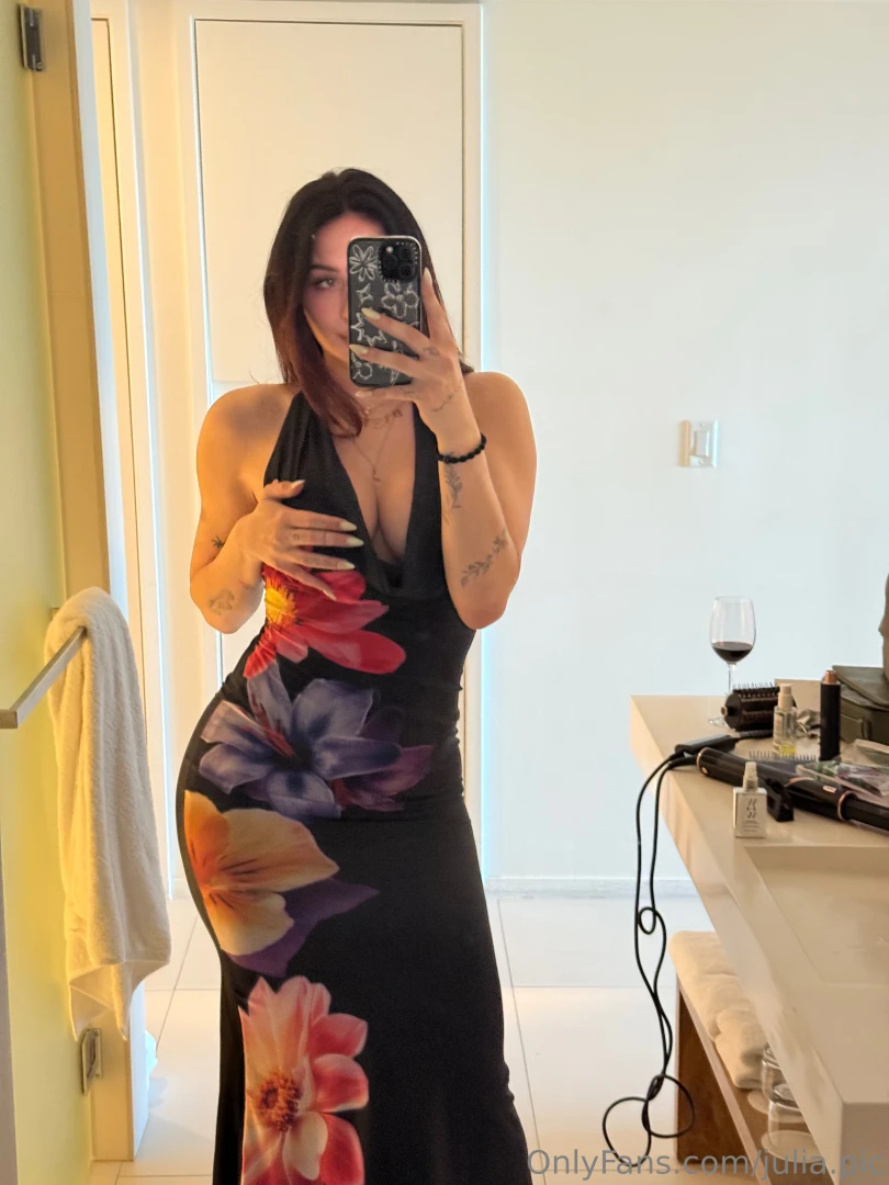 Saturday dress 