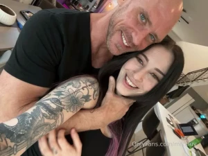 My tinder date ended up being johnnysins made me cum more times than i