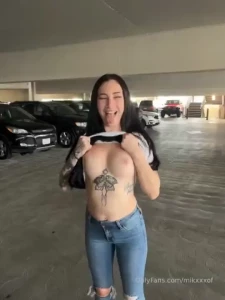 Like this if you want to see me do more flashing content