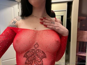 How do my tits look in fishnet