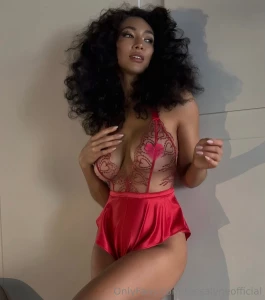 Hot and unapologetic part 2