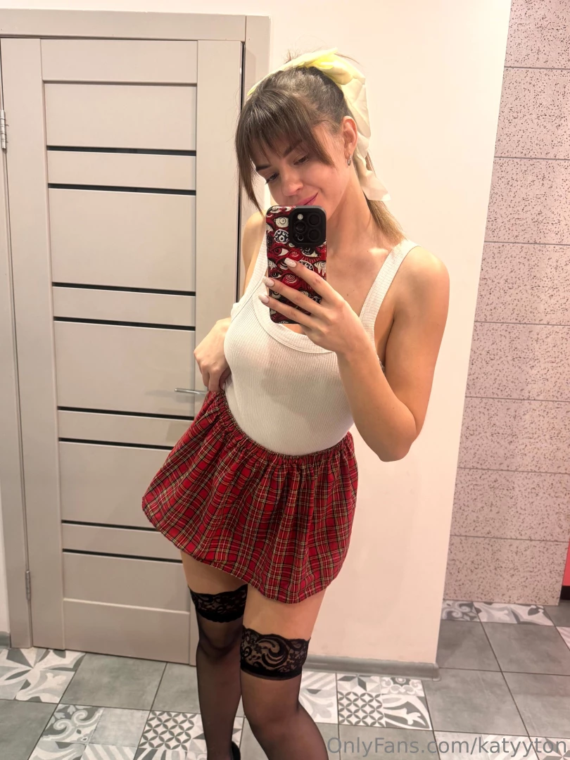 Happy monday start the week off with something really hot do you love 