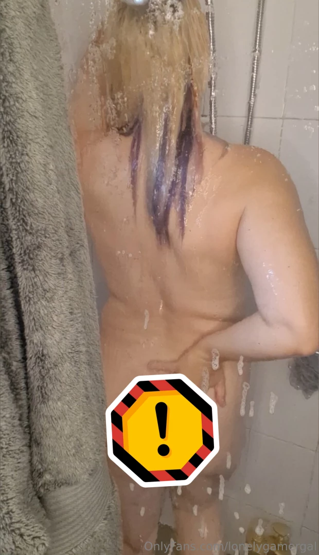 5 mins of watching me shower and tease lt 3 