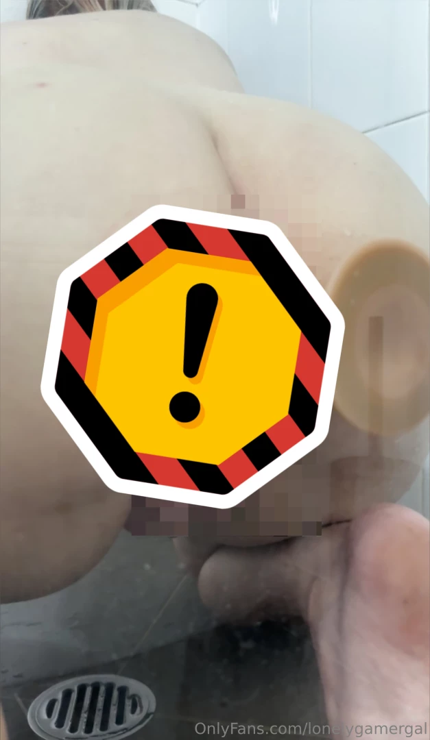 Decided to try fucking my dildo in the shower against the glass how 