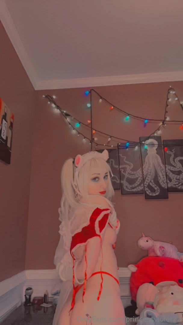 A khristmas kitten set to keep you warm this winter part 3 