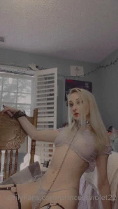 Rose is red violets wearing blue what it do send me ur poems part 4