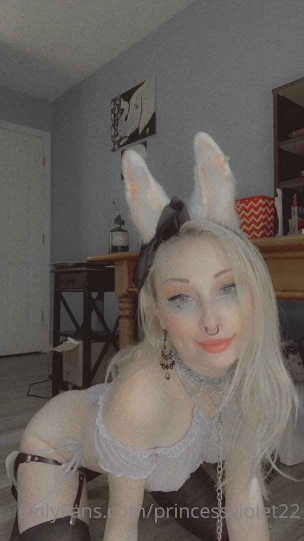 Rose is red violets wearing blue what it do send me ur poems part 3 