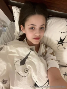Free subscription only now schoo1gir1kiss you should be here right now part 7