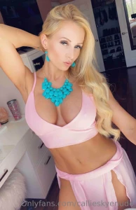 Uber sexy ultra sultry striptease show let me give you a nice long