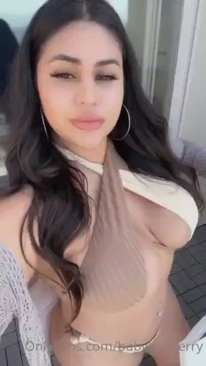 I need a kiss any volunteers 