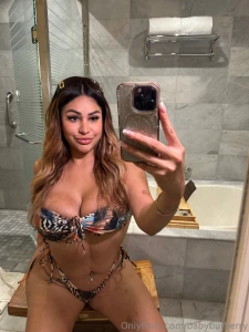 Just me again part 11