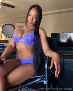 Bad girls go everywhere