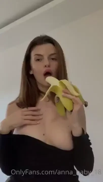 anna-baby-18 - I m tired of sucking a banana i d like your cock right now text me and 