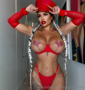 Amp red makes me feel irresistible and you won t be able to look away