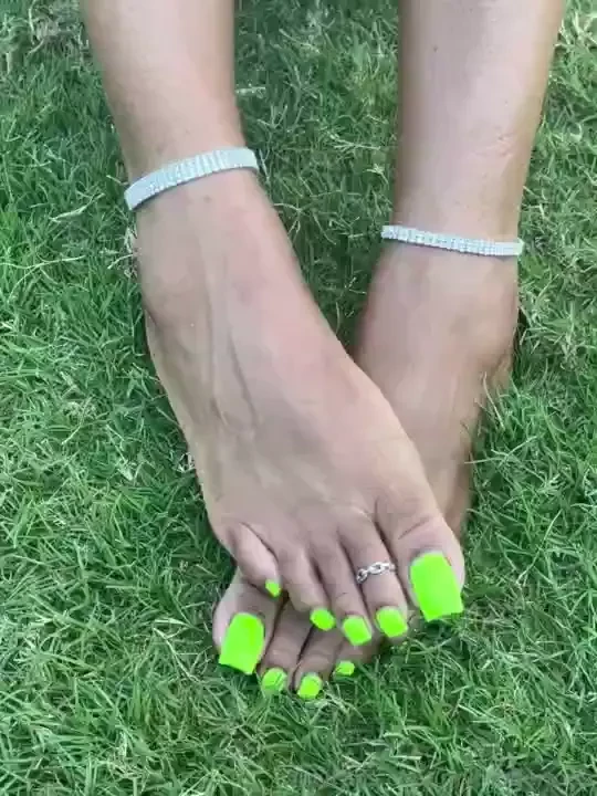 Let me rub these all over you just like this 