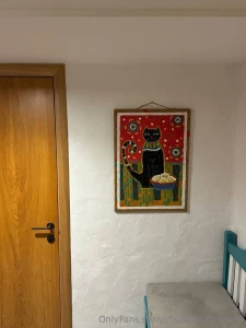 I continue to be passionate about art and enjoy visiting different