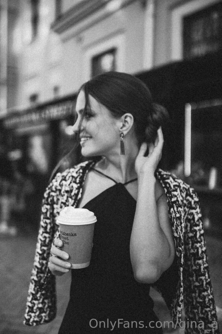 Beauty begins the moment you decide to be yourself coco chanel 