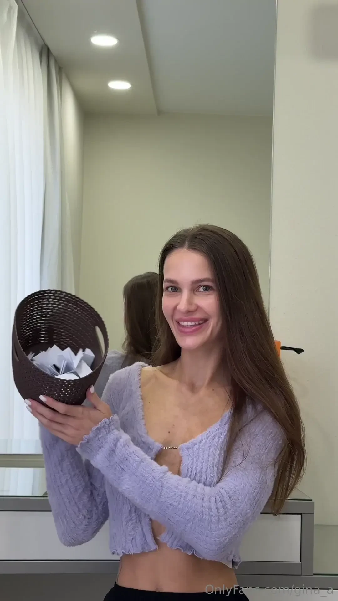 Picking a lottery winner https onlyfans com 1633464003 gina_a 