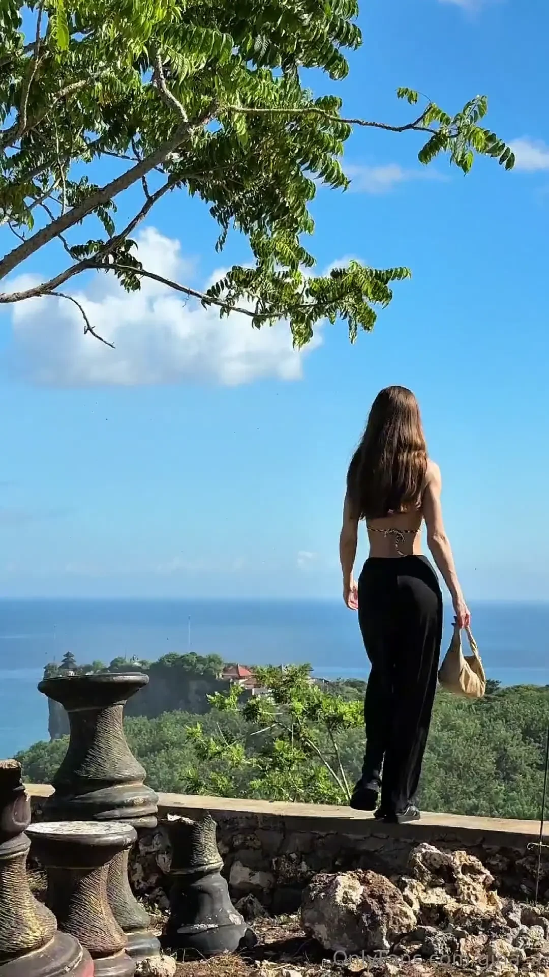 I didn t go to the gym on bali but trust me my body moved beach walks 