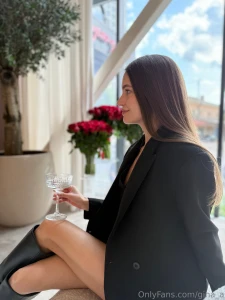 This dress that feeling i won t forget would you sit across the table