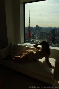 Fantasy life with your fantasy wife
