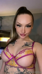 Can i show you what i m capable of in the bedroom