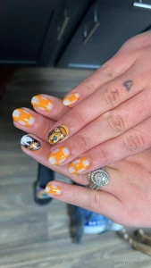 Someone reimburse me for today s nail salon trip and you ll get a free