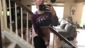 Good afternoon baby about to hit the gym to keep the tummy flat and