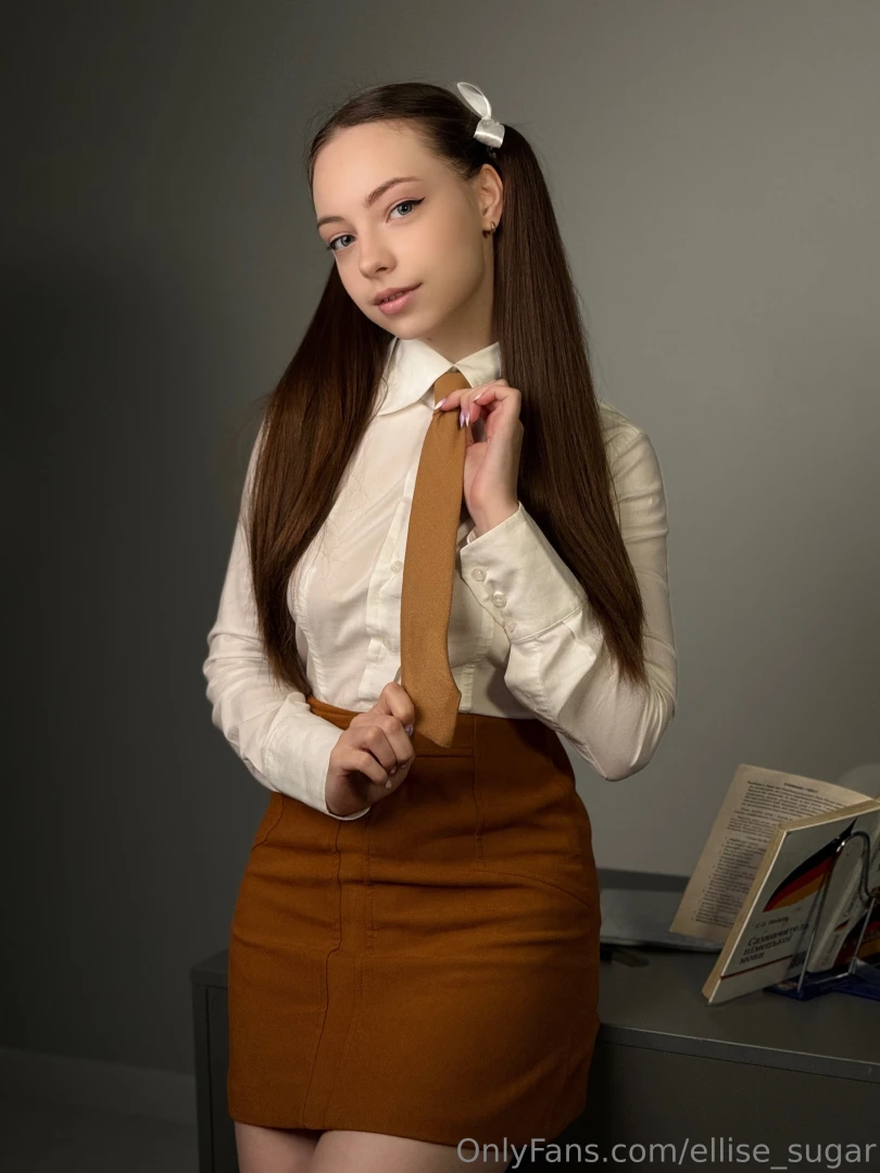 This business style suits me very well 