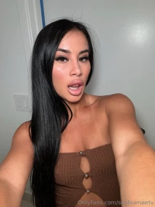 Tell me that you love me