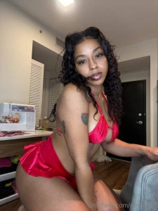 Tip 15 amp get a steamy finger play video plus a bonus twerk just for