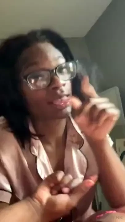 Sunday funday w 2 bad bitches add vip for no ppv 