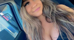 I m curious to who is on my page dm me if your open to telling me who