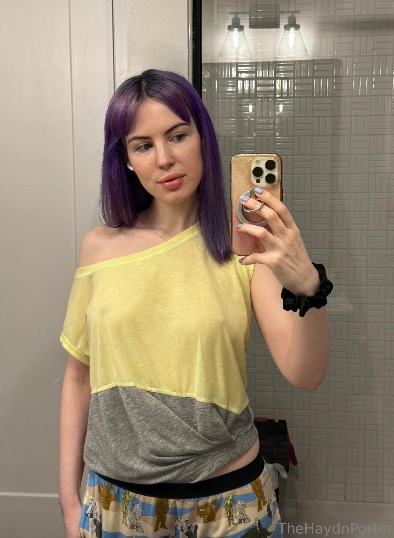 Having a lil lazy start to the day should i finally shower or remain a 