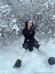 Should i post some xxx content outside