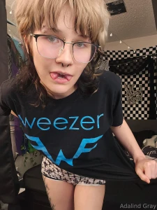 New lazy addy photos otw to ur inbox god i love weezer 7 3 25 part 2