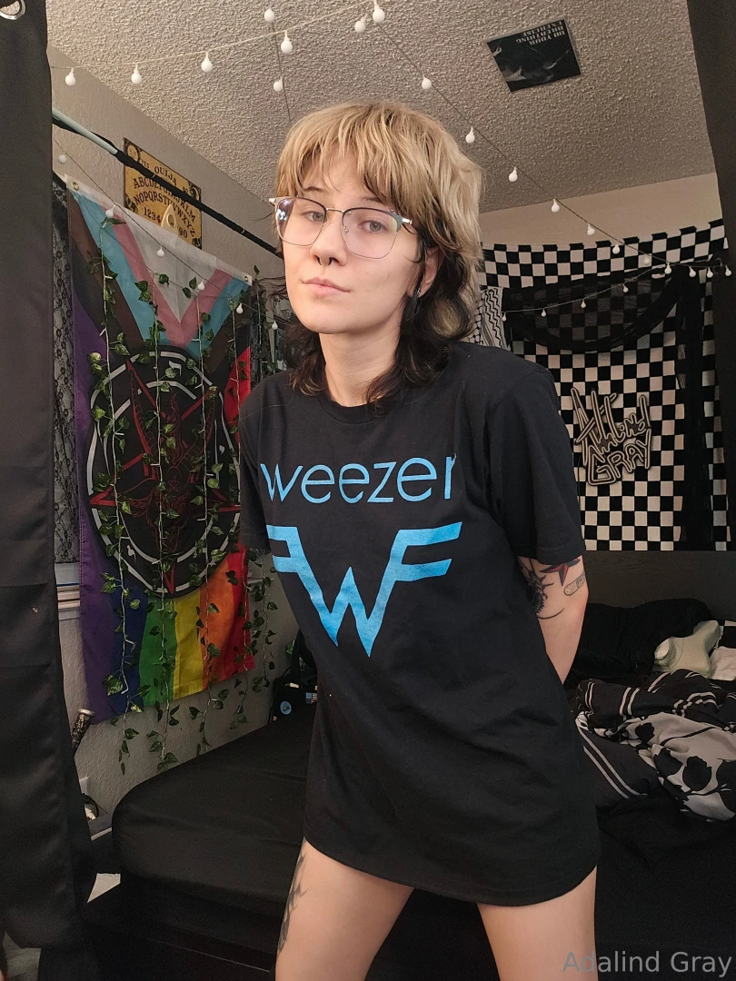 New lazy addy photos otw to ur inbox god i love weezer 7 3 25 part 7 