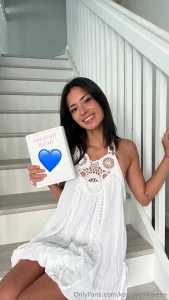 Hiii my new favorite dress because of the crochet detailing also