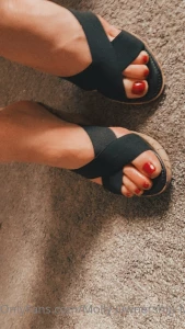 For all ya foot fetish freaks out there couldn t decide on a filter so part 3