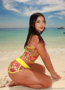 Your fave beach girl is back