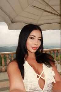 What s the first word that comes to your mind when you see me part 1