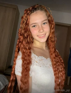 Her bellablakee mouth and pussy are soaking wet and hot for your cock part 564