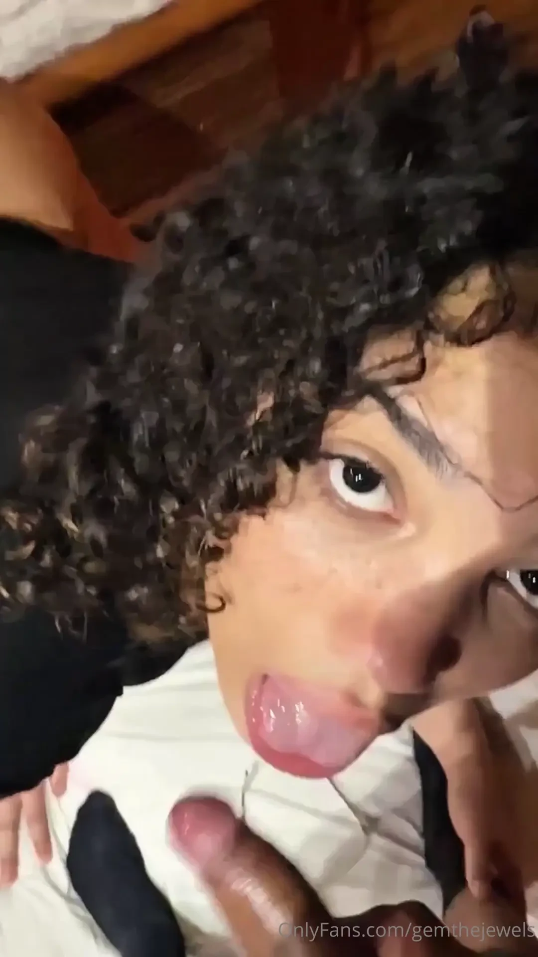 I just let babyalien1111 slut me out on the yacht all types of people 
