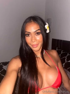 A bohemian tropical girl