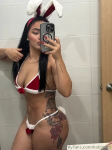 Would you like a totally real connection and this sexy outfit dm and part 1