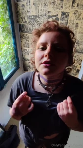 Petite vid o chill parceque j avais envie de te montrer mes seins