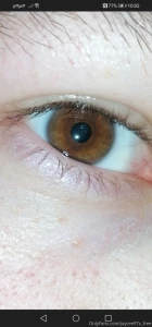 What colour are your eyes