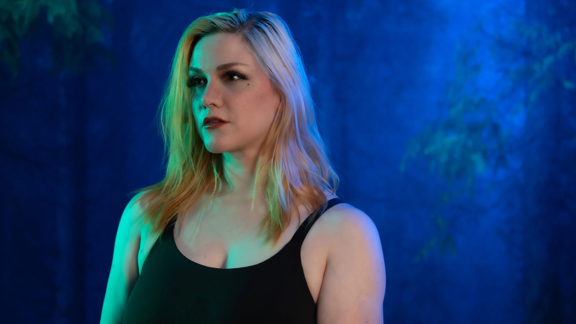 Played around with my camera last night wanna level up my cosplay vids 